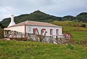 Casa-de-Almagreira-Santa-Maria-Island-Azores-Villas